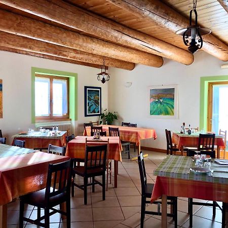 Agriturismo Cavria Castione Andevenno Buitenkant foto